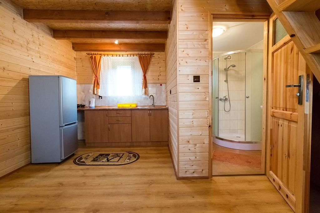 Domki Nad Solina Czarny Kot 509-797-777 Luaran gambar