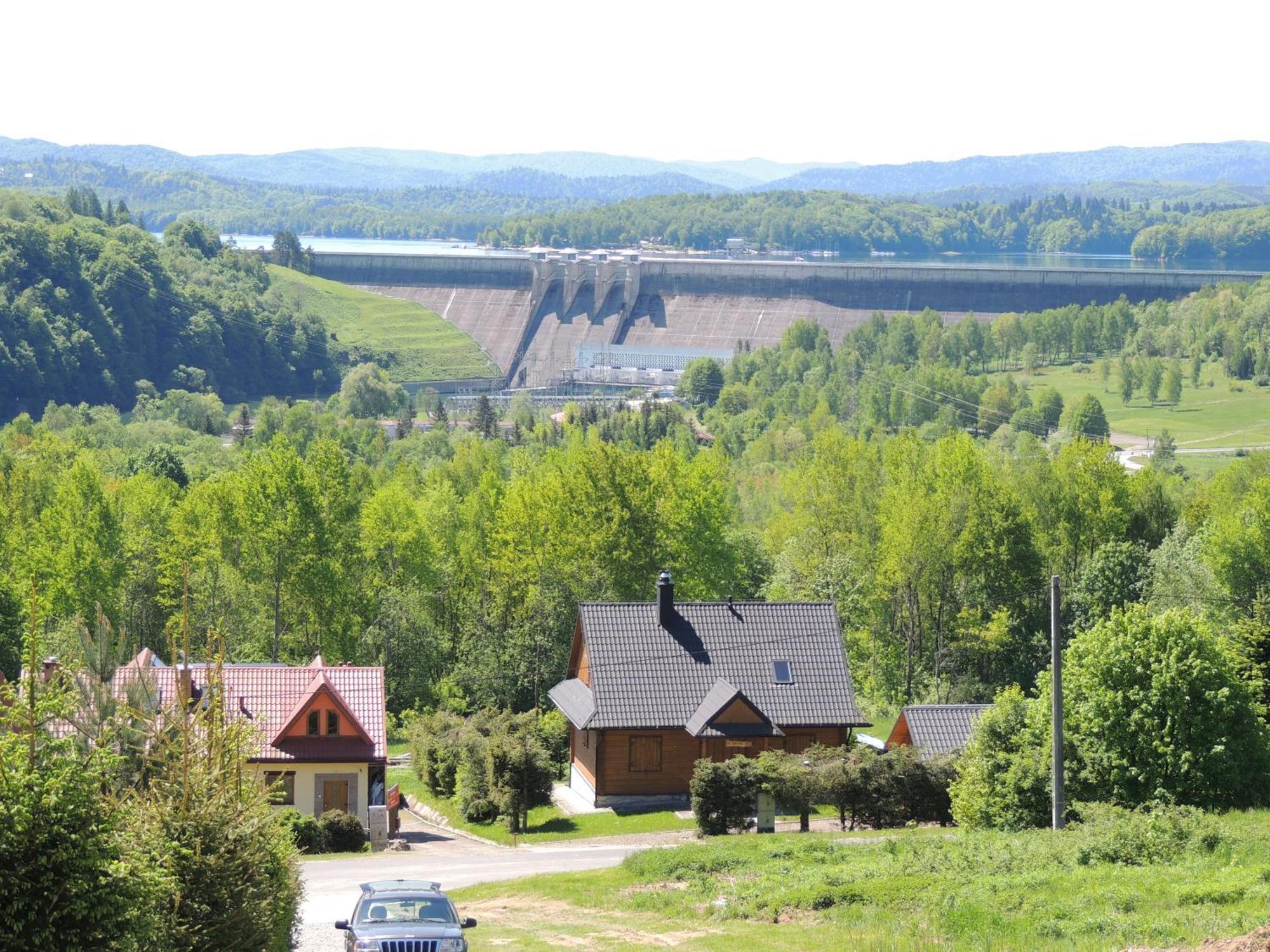 Domki Nad Solina Czarny Kot 509-797-777 Luaran gambar