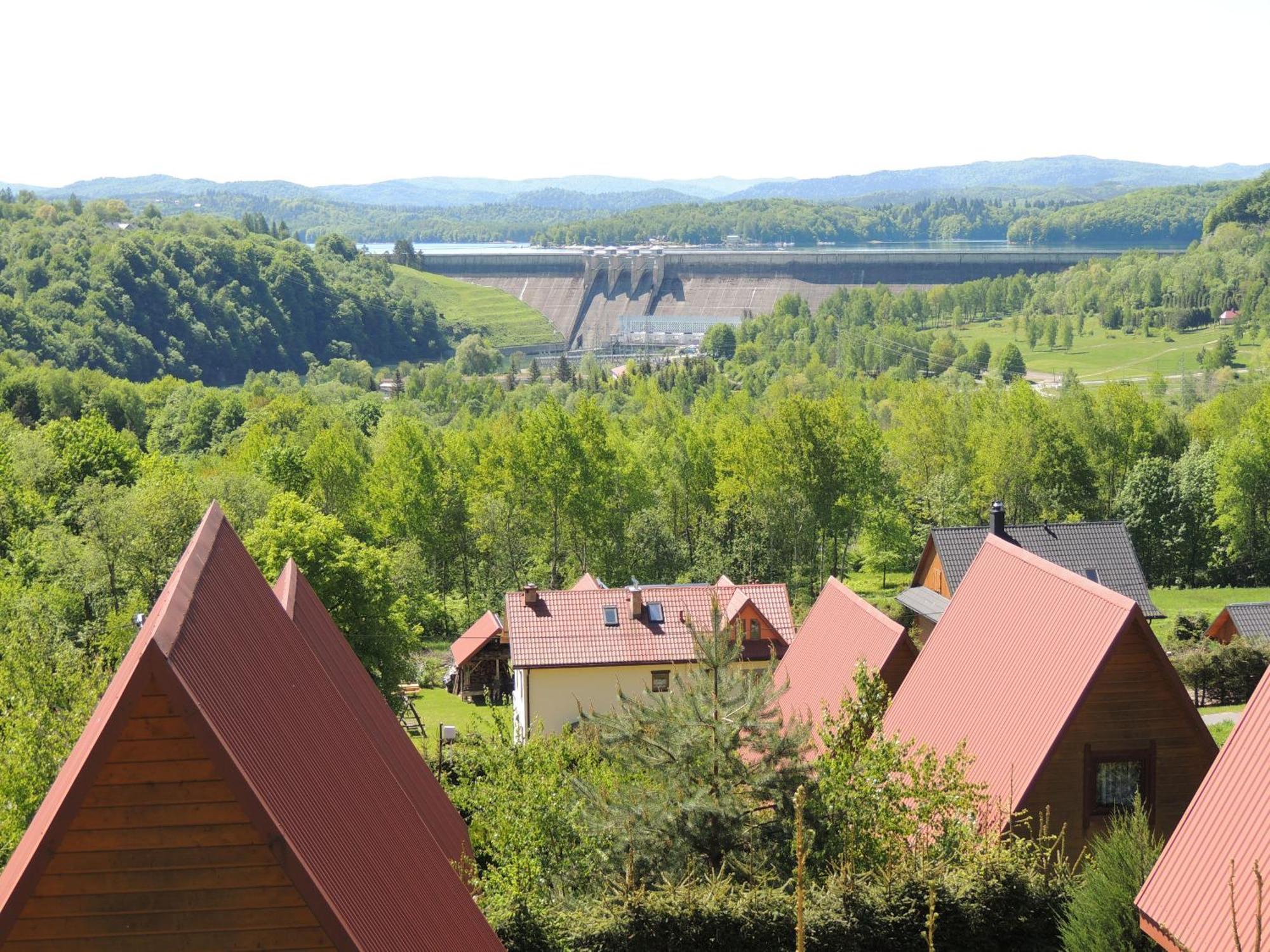 Domki Nad Solina Czarny Kot 509-797-777 Luaran gambar
